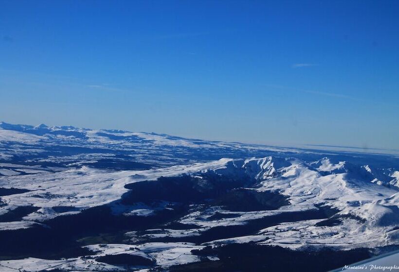 호텔 Campanile Clermont Ferrand ~ Riom