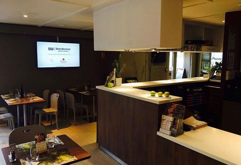 호텔 Campanile Creil Villers Saint Paul