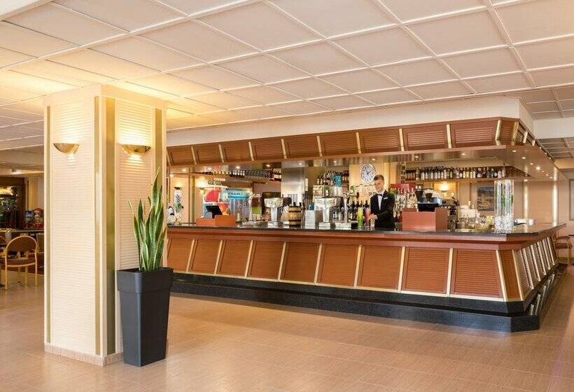 Отель htop Calella Palace & Spa 4* Sup