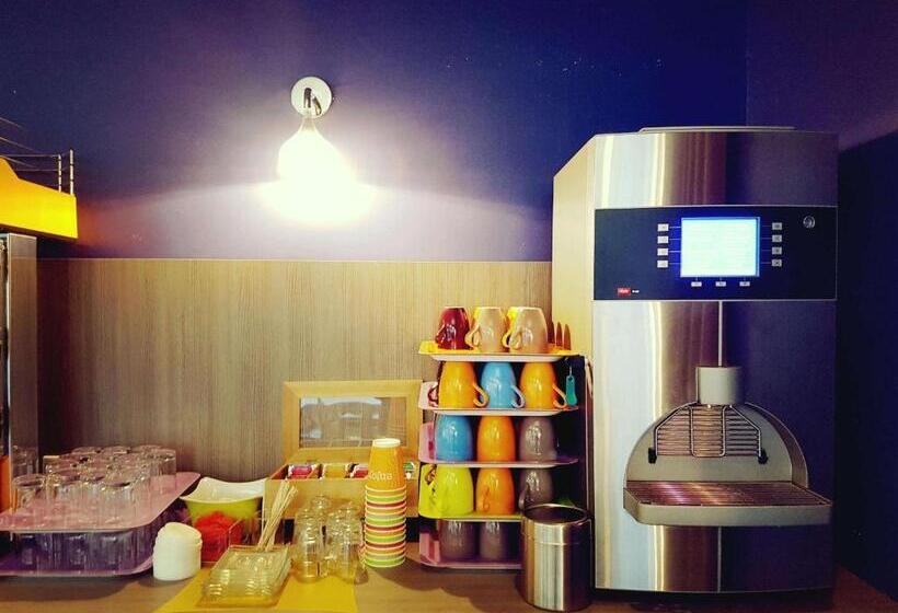 Hotel Ibis Styles Arles Palais Des Congrès