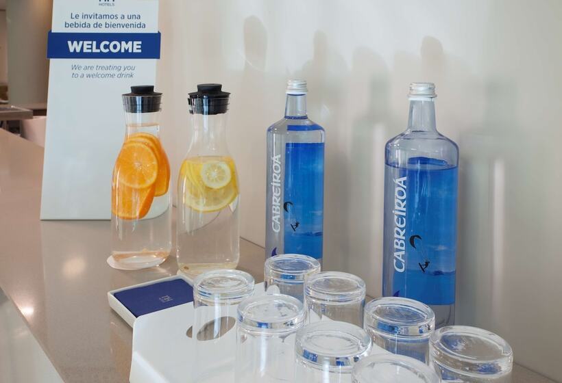 هتل NH Barajas Airport