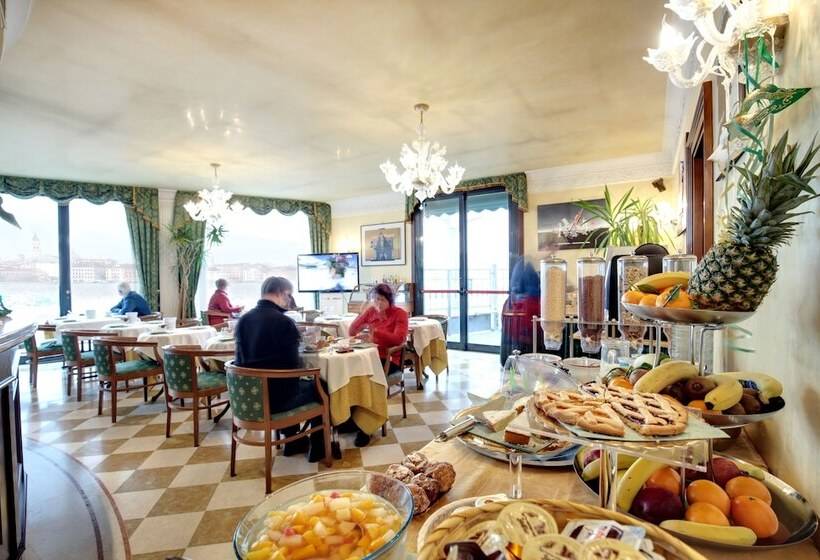 هتل Panorama