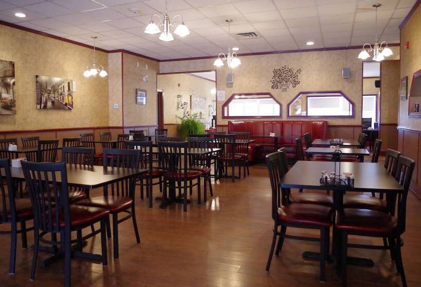 Causeway Bay Hotel Sparwood