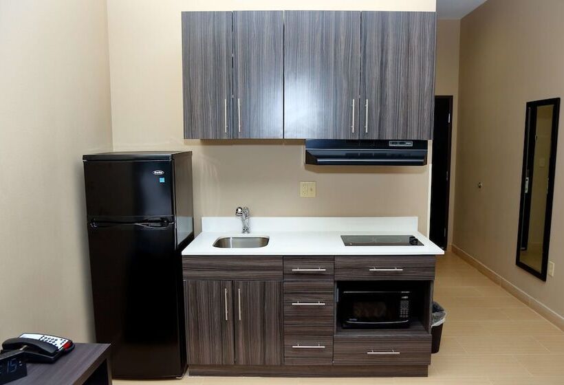 בית מלון כפרי Americas Best Value Inn & Suites Prairieville