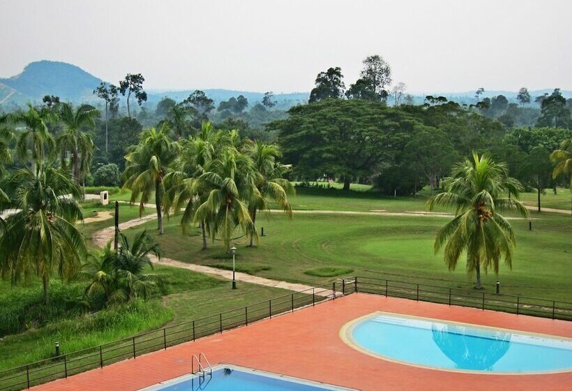 فندق Gemas Golf Resort