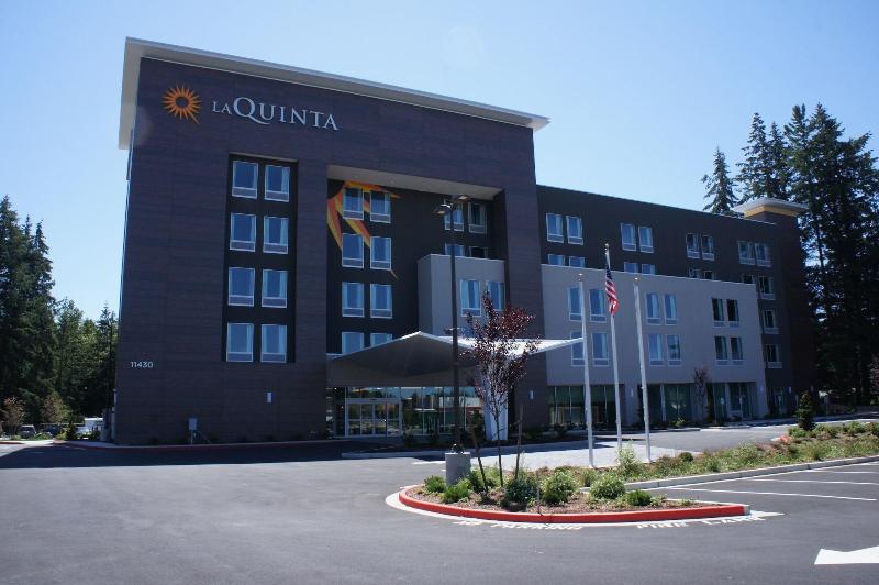 בית מלון כפרי La Quinta Inn & Suites By Wyndham Marysville