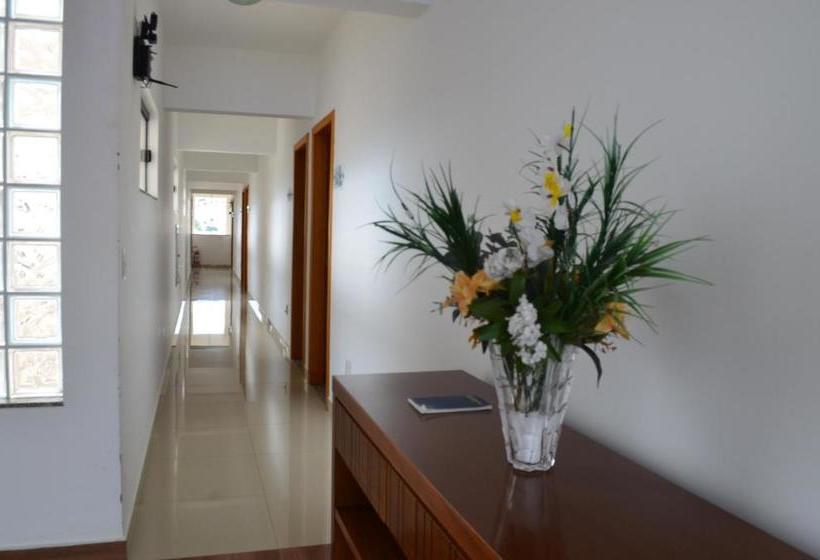 בית מלון כפרי Universo