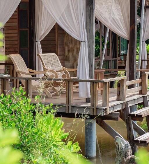 تختخواب و صبحانه Venice Krabi Villa Resort