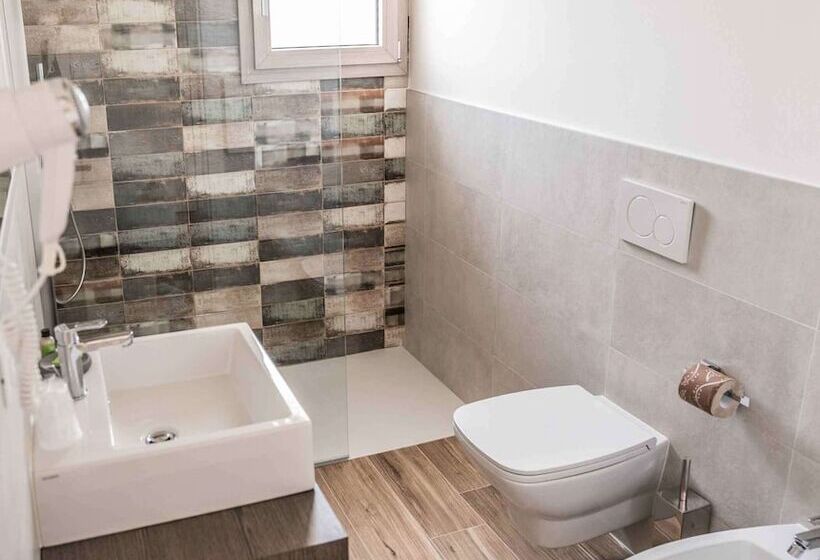 فندق Agriturismo Casale Ai Prati