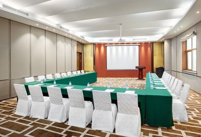 ホテル Holiday Inn Dalian Hot Spring, An Ihg