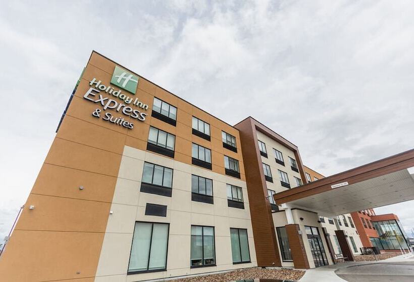 호텔 Holiday Inn Express & Suites Edmonton N   St Albert, An Ihg