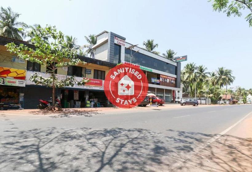 ホテル Oyo 70830 Fort Land Residency