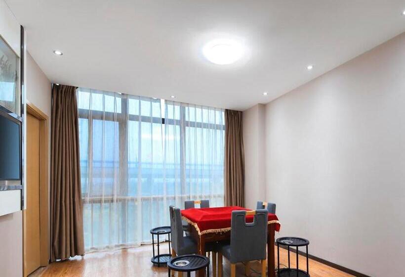 Lavande Hotels·nanjing Dachang Metro Station