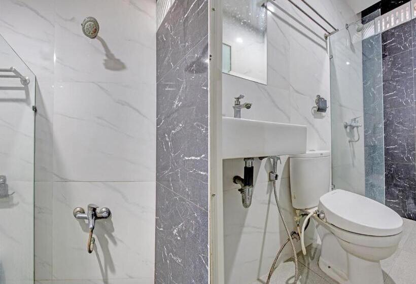 پانسیون D Helomi Homestay