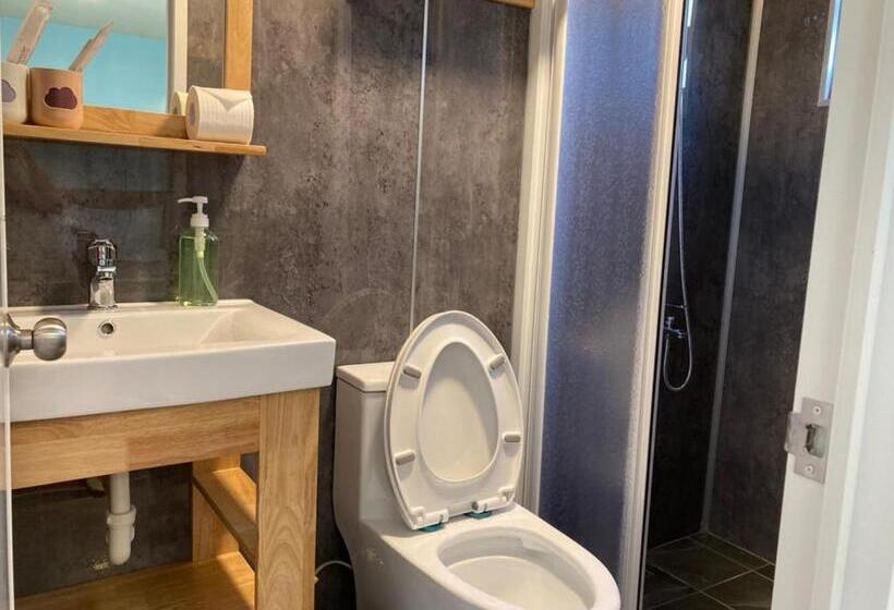 پانسیون 綠島gt大叔民宿