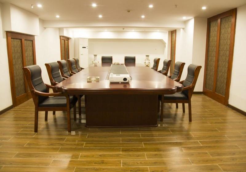 فندق Greentree Inn Anhui Chizhou Qingyang Miaoqian Road Rongxing Building Business