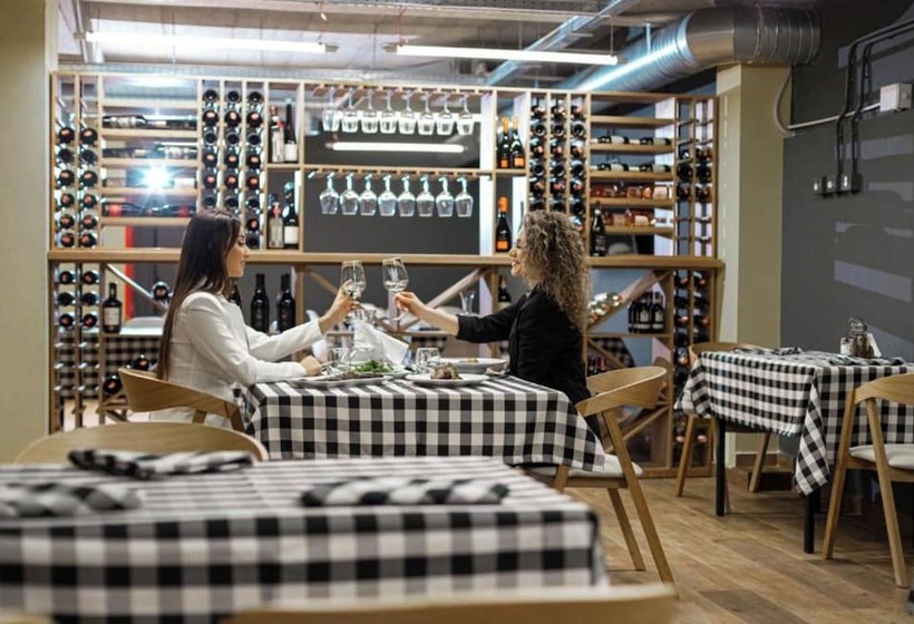 Olivar Hotel Tirana