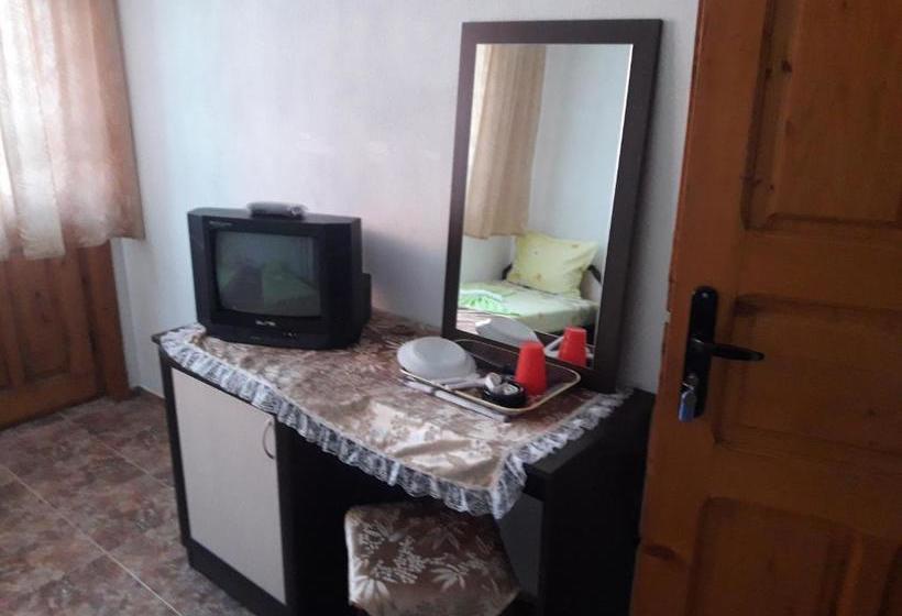 پانسیون Georgievi Guest House