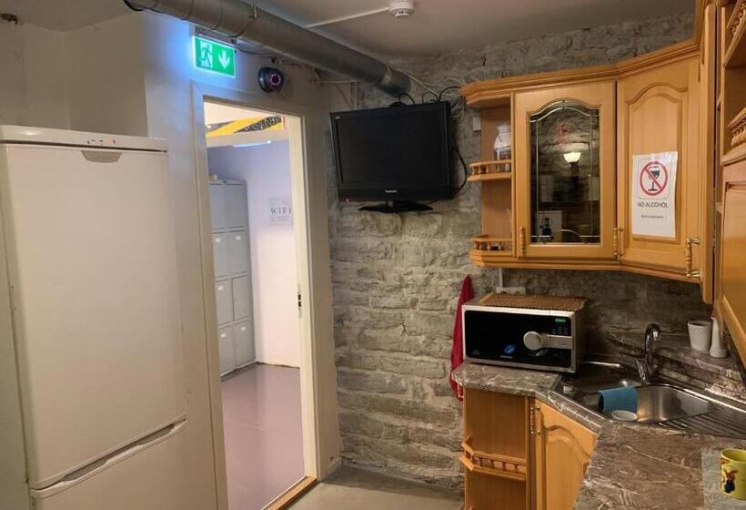 Süda Hostel