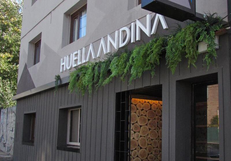 هتل Huella Andina