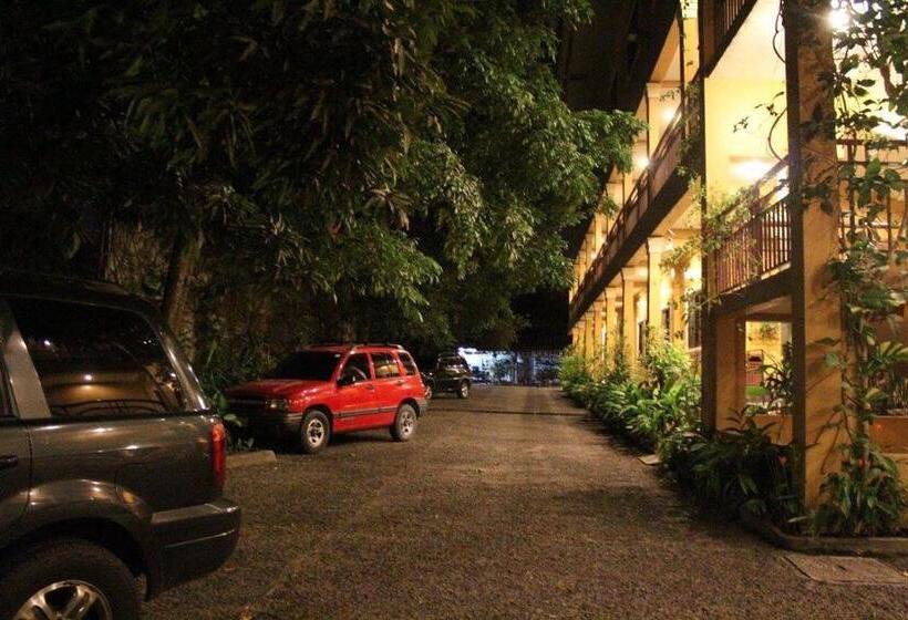 Aparthotel La Cordillera