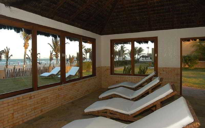 هتل Beach Park Resort Oceani