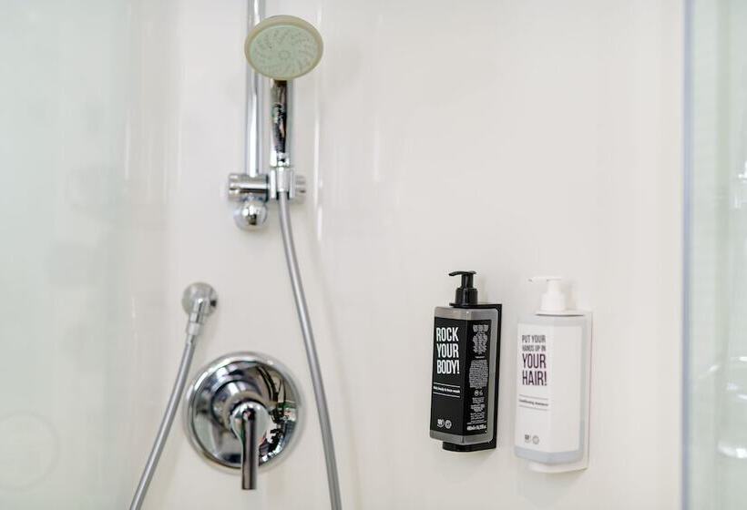 هتل Ibis Köln Frechen