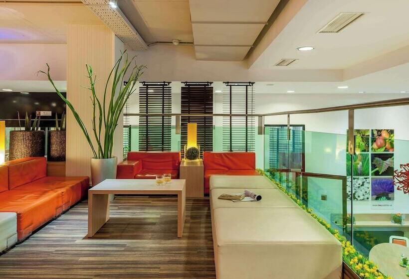 هتل Ibis  Wien Messe