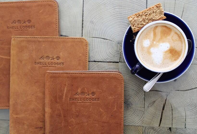 هتل Periwinkle Lodge Guest House