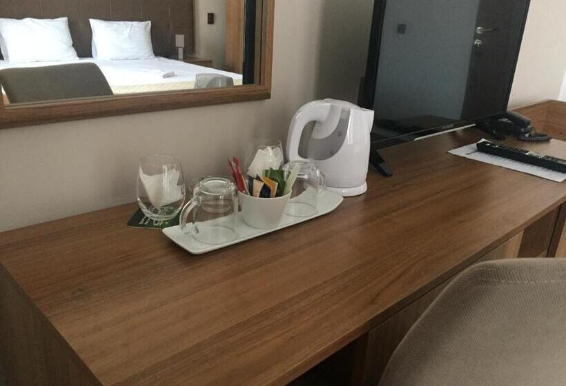 هتل Eka Residence