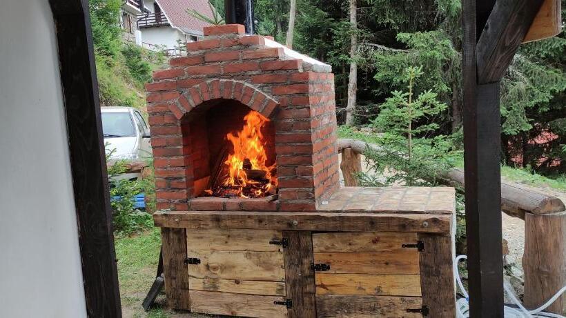 پانسیون Uki & Sofi Mountain House