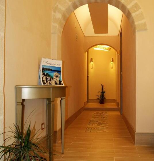 هتل Albergo Bouganville