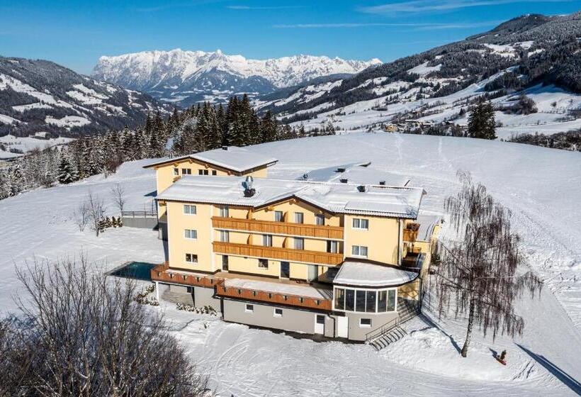 פנסיון Der Alpenblick