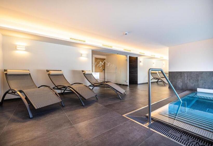 פנסיון Der Alpenblick