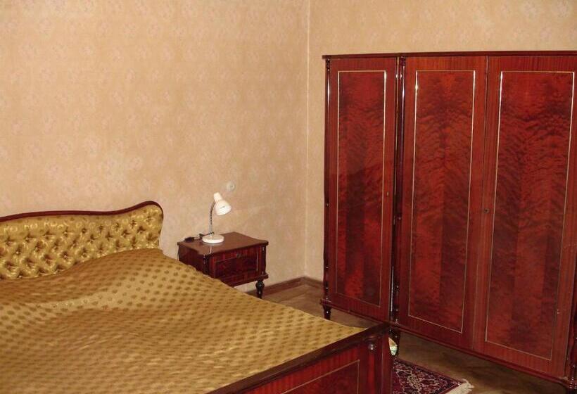 پانسیون Guest House Deda Lali