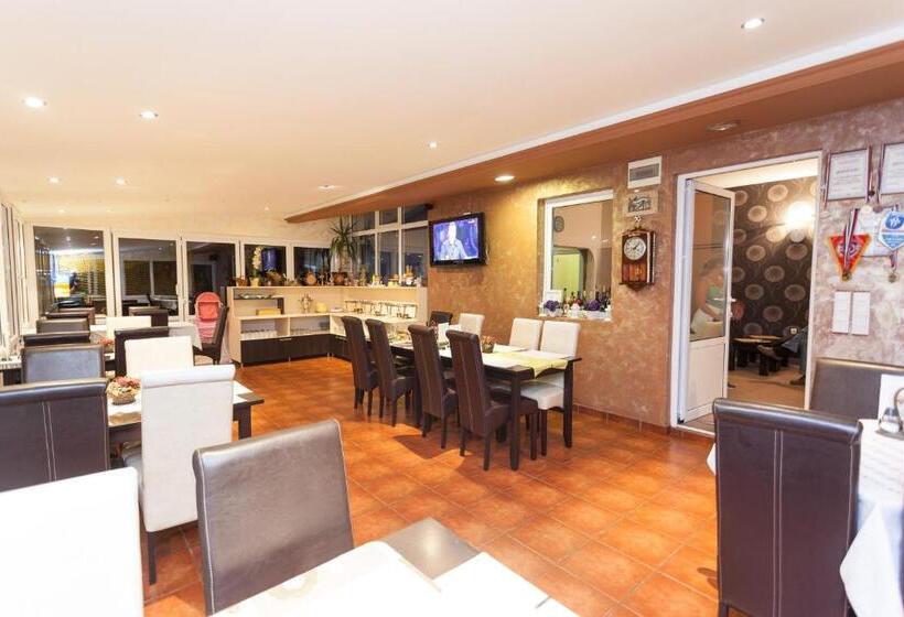 پانسیون Guesthouse Dabić