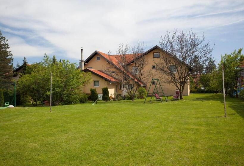 پانسیون Guesthouse Dabić