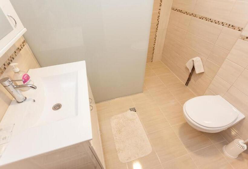 پانسیون Guesthouse Dabić