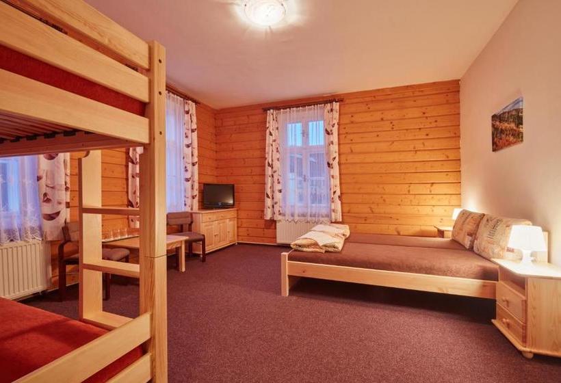 پانسیون Penzion Flora