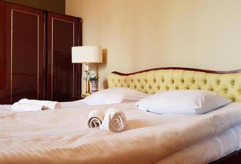 پانسیون Villa Gelati