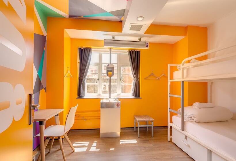 هاستل Generator London