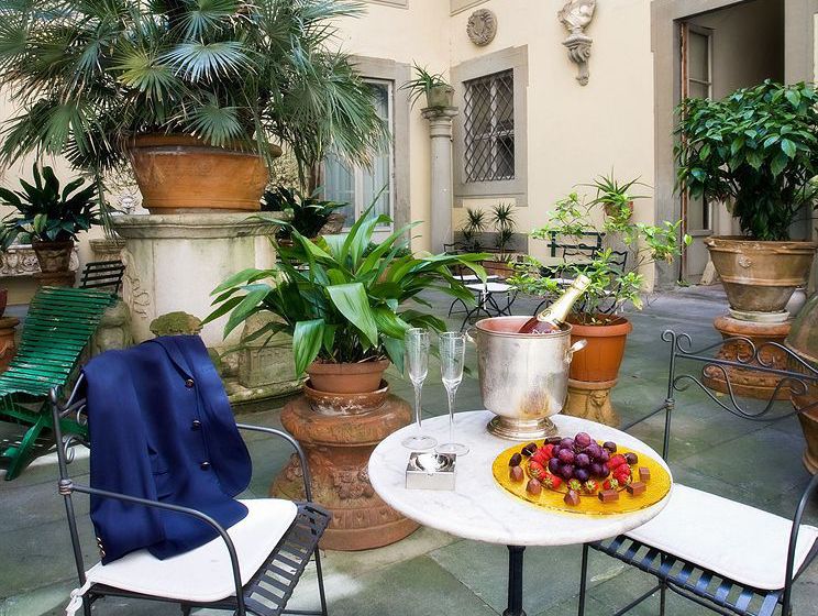 هتل Palazzo Magnani Feroni