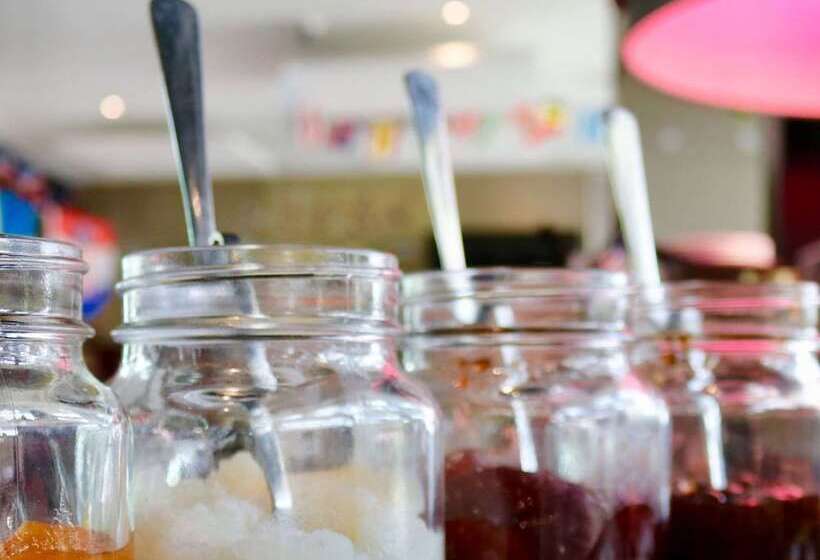 Отель Campanile Marne La Vallee  Bussy Saint Georges