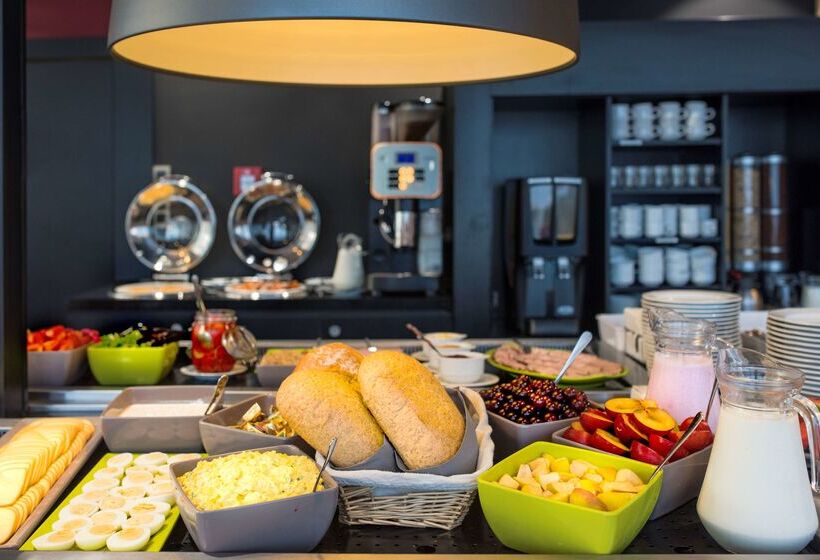 هتل Campanile Wroclaw Stare Miasto