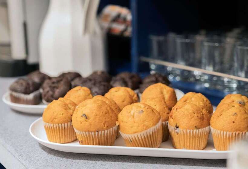 هتل King S Cross Express Inn