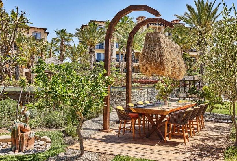 هتل Esperanza, Auberge Resorts Collection