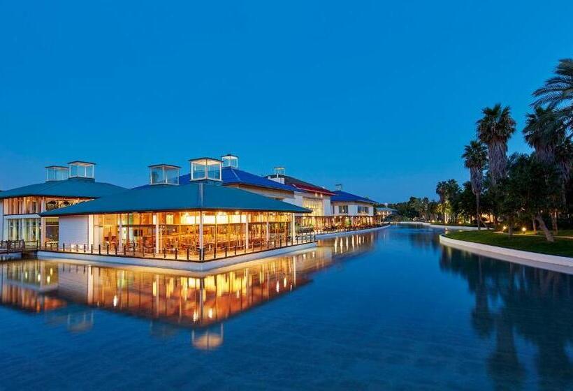هتل Portaventura®  Caribe  Includes Portaventura Park Tickets