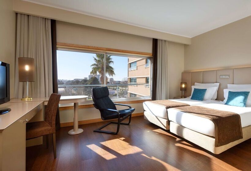 ホテル Tryp By Wyndham Porto Expo