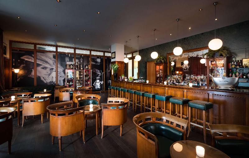 住所  Lindner Hotel Frankfurt Main Plaza, Part Of Jdv By Hyatt