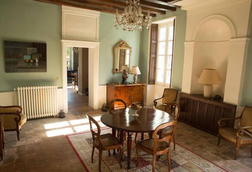 تختخواب و صبحانه Le Clos Des Péziers